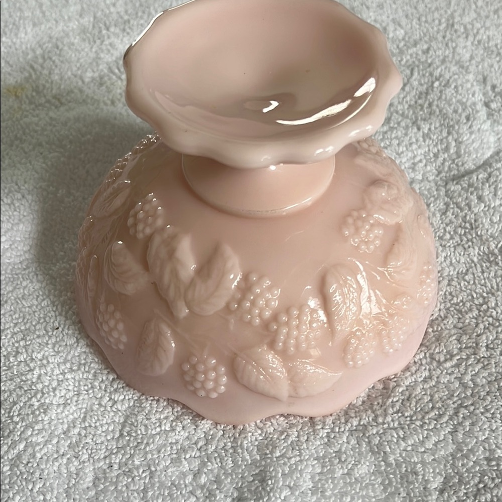 Pink Scalloped Edge Decorative Bowl - Picture 3 of 4